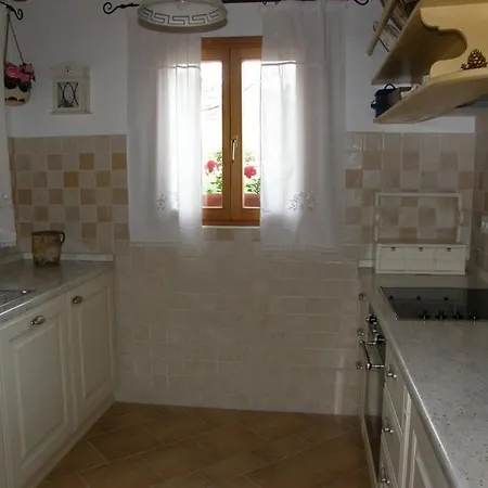 Szálloda Katarinini Dvori - Five Bedroom Draga Bašćanska