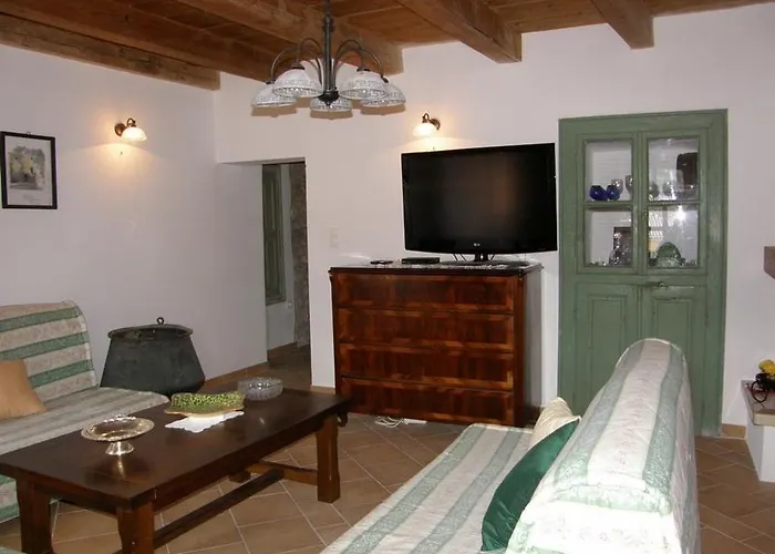 Katarinini Dvori - Five Bedroom Draga Bašćanska