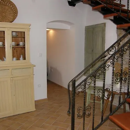 Katarinini Dvori - Five Bedroom Hotel